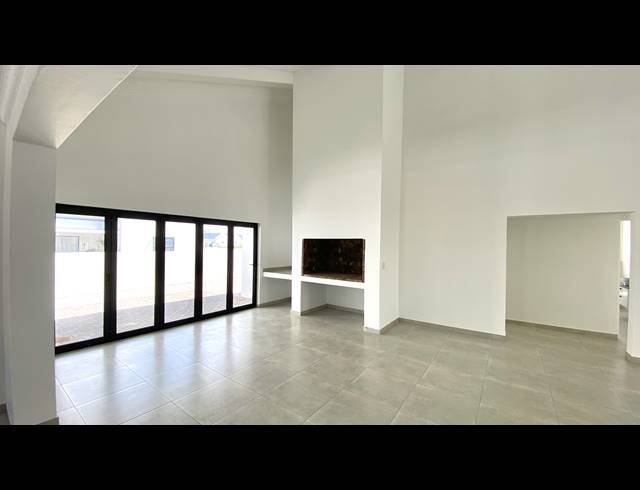 4 BEDROOM HOUSE FOR SALE IN ATLANTIC SANDS PRIVATE ESTATE
